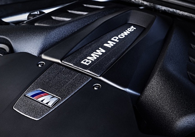 BMW เตรียมส่งมอบขุมพลังวี8 ใช้ในรถ Jaguar Land Rover