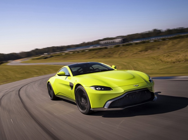 เปิดตัว Aston Martin Vantage สวยงามหัวจรดท้าย 