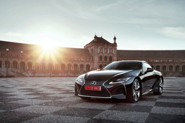 2019 Lexus LC-F ว่าที่คู่ปรับคันใหม่ของ Nissan GT-R Nismo และ Mercedes-AMG GT