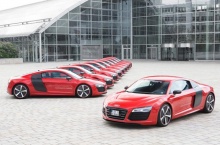 Audi เลิกทำตลาด R8 e-tron ซูเปอร์คาร์พลังไฟฟ้า
