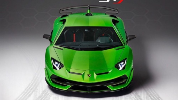 2019 Lamborghini Aventador SVJ เผยโฉมแล้ว