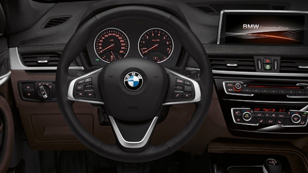 BMW X1 บีเอ็มดับเบิลยู เอ็กซ์ 1 พร้อมราคา(เริ่ม 2.5 ล้านบาท)