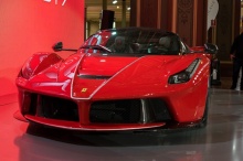 ซีอีโอ Ferrari แย้มมีแผนพัฒนารถซูเปอร์คาร์พลังงานไฟฟ้า