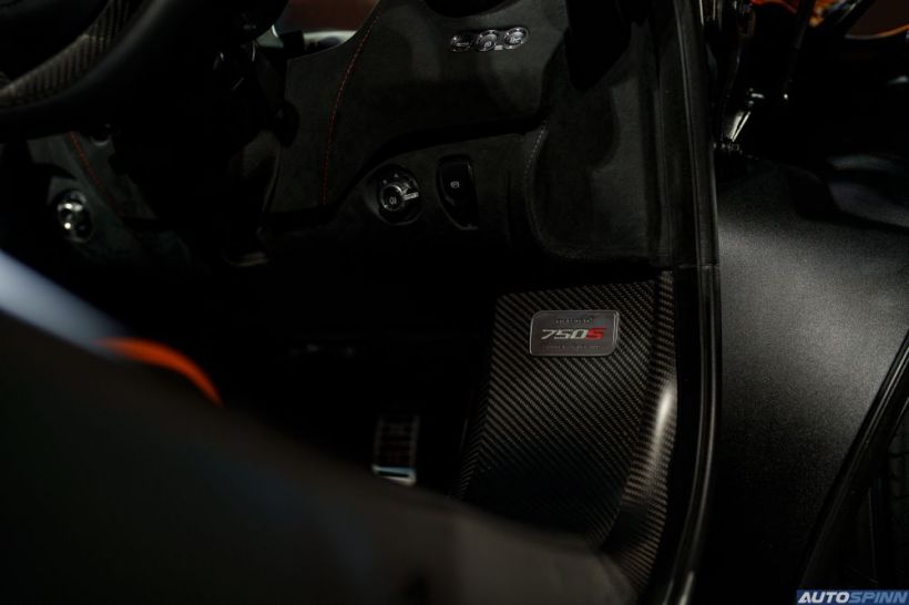 New McLaren 750S ใหม่ แรงขึ้น เบาขึ้น