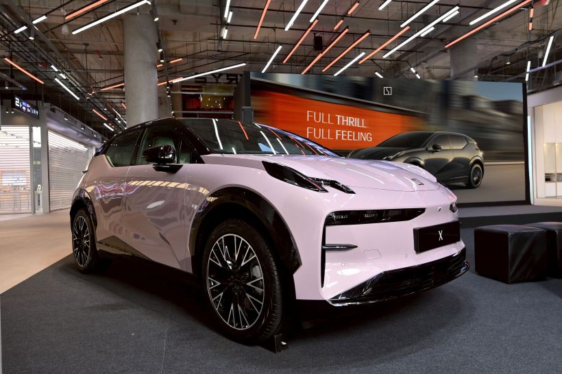 บ้าไปแล้ว! ZeekrX ลดราคาโหดเริ่มต้น8แสน สเปกทะลุโลก!